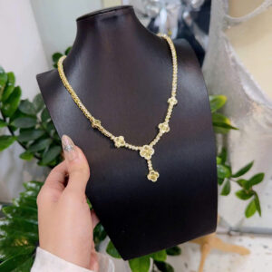 Dây Chuyền Hoa Mai Đính Đá Lấp Lánh